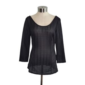 Guess Black Sheer Textured 3/4 Sleeve Fitted Top Women's M Low Back Scoop Neck